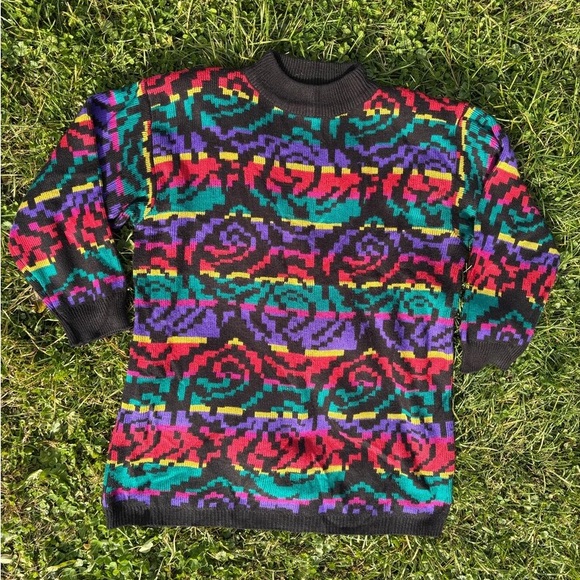 Colorful Patterned Sweater - Picture 3 of 4